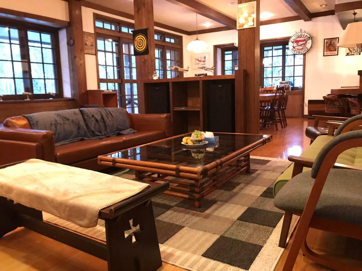 Pilot Lodge Hakuba Eksteriør bilde